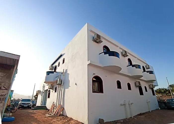 Room In Condo - Dahab Motel - Triple Room 4 - Walking Distance To The Beach Affittacamere